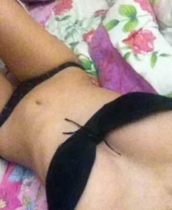 Приглашаю в гости щедрого и воспитанного мужчину на незабываемые встречи. Я создана для того, чтобы дарить удовольствие и радость своему партнеру. Ты ощутишь всю мою страсть и желание угодить тебе. Позволь мне порадовать тебя! 8387, 25 лет